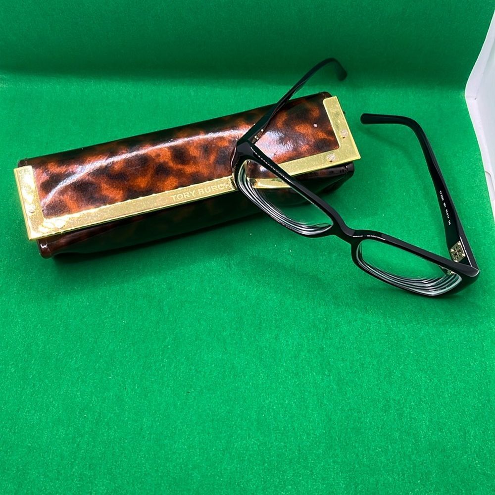 Tory Burch eyewear